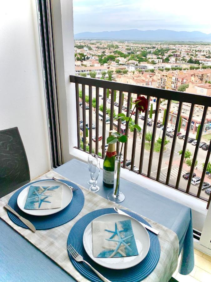 Bay View Empuriabrava Appartement Buitenkant foto
